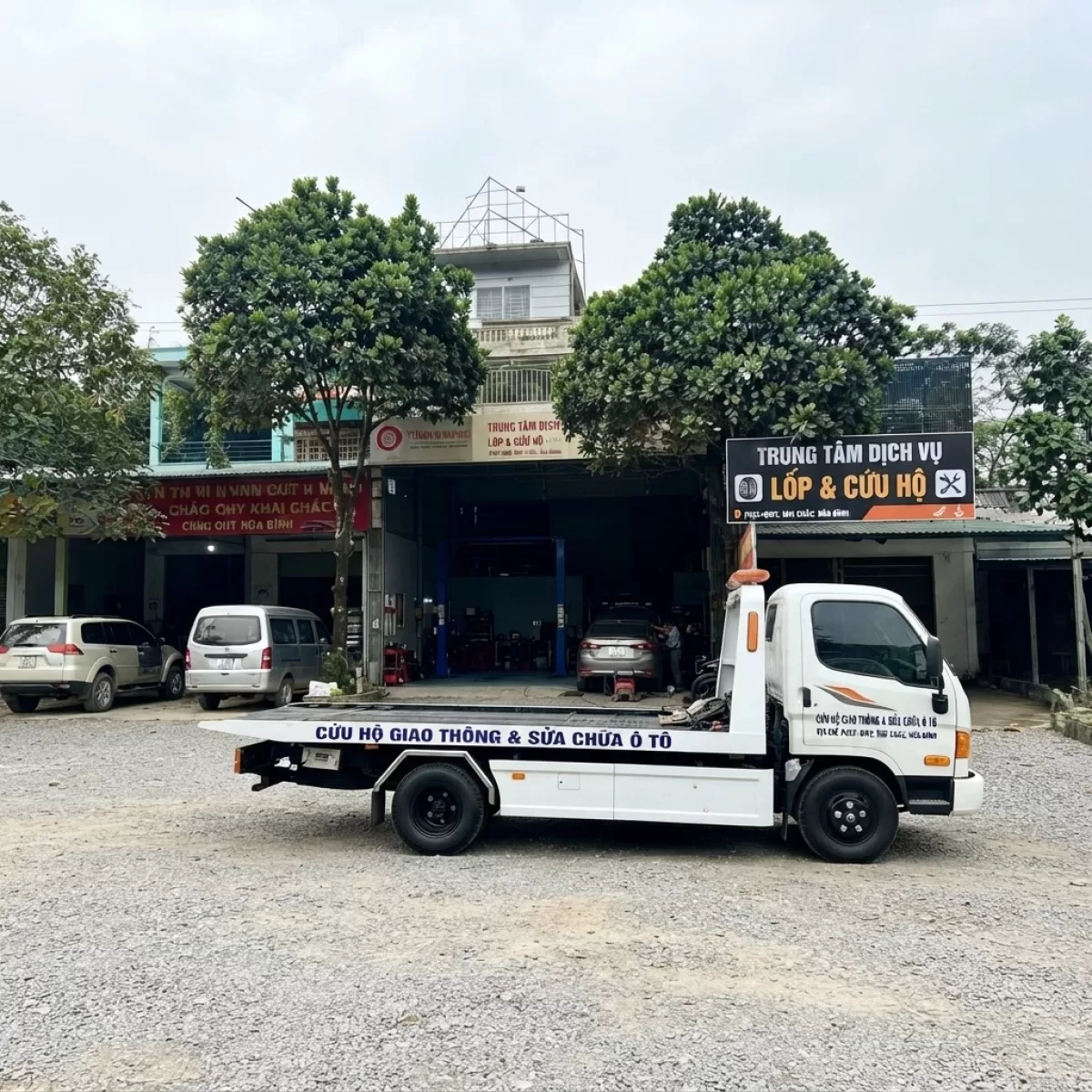 Cứu Hộ Làm Lốp Lưu Động Câu Bình Acc Quy
