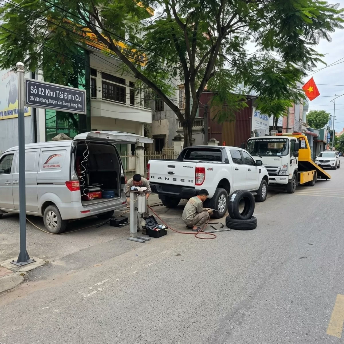 Làm Lốp Lưu Động Xe Tải Xe Con Xe Du Lịch 24H