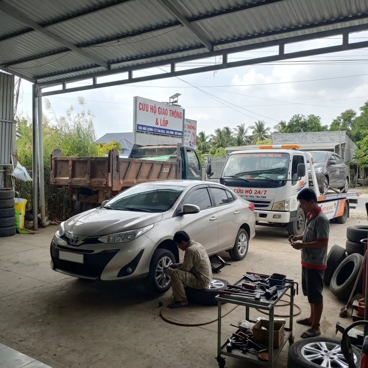 VÁ VỎ CÂU KÍCH BÌNH LƯU ĐỘNG TÂN HÒA TRÀ VINH