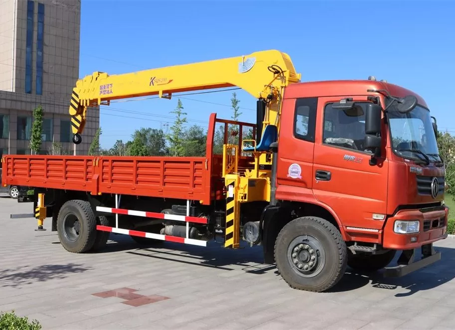 Thuê xe cẩu tại VÁ VỎ CỨU HỘ LỐP XUYÊN ĐÊM KHÔNG NGHỈ